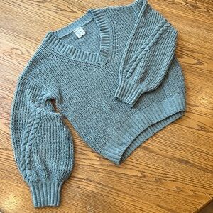 Women’s chunky crochet sweater